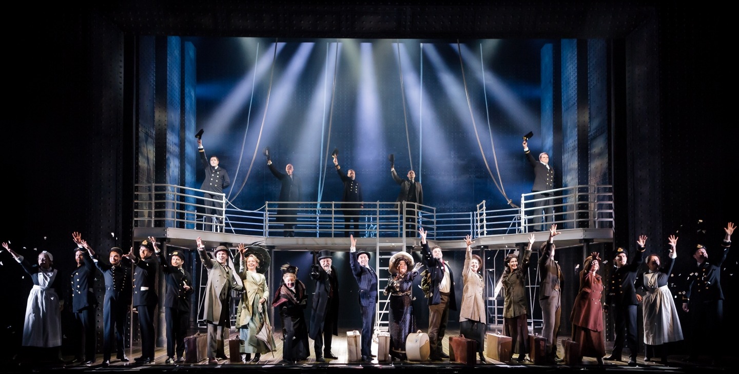 Bühnenbild Titanic The Musical