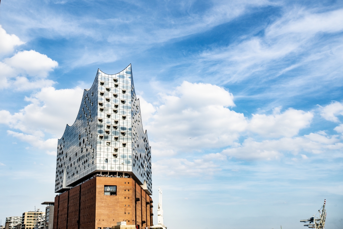 Ähnlich eigenwillig gebaut wie die Oper in Sydney: die Elbphilharmonie