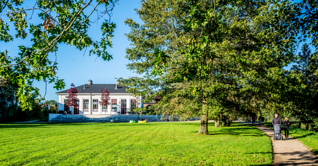 Parks in Hamburg: Inselpark mit altem Wasserwerk